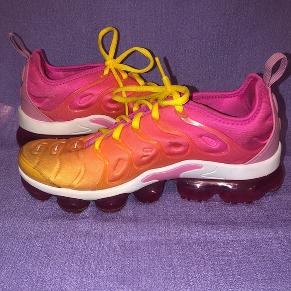 Used Women’s Nike Vapor Max Plus Laser Fuchsia Psychic Pink Size 7.5 CI9900-600 - Picture 6 of 11